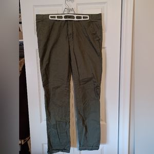 Vans men's Slicked 3 pants.